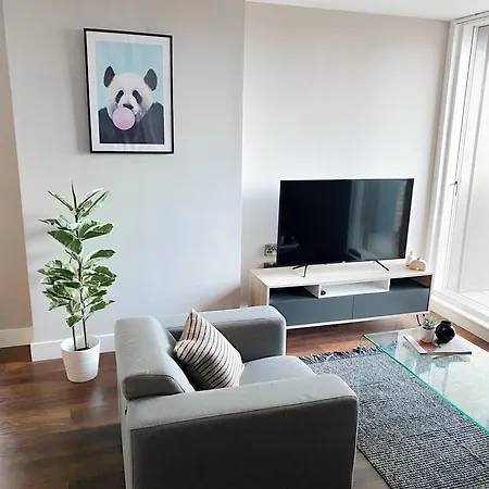 The Panda - Modern 2 Bedroom Apt In Manchester City Centre Exterior photo
