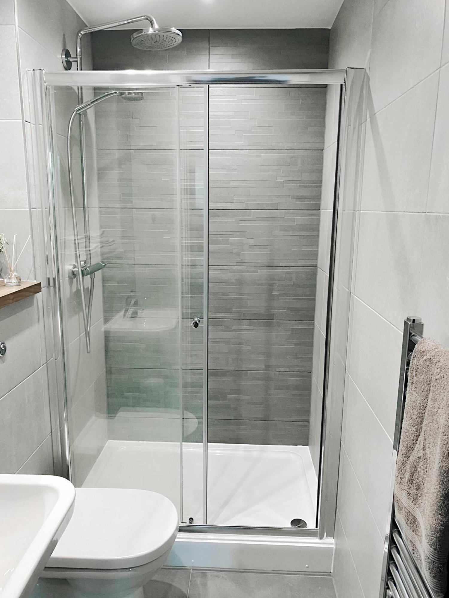 The Panda - Modern 2 Bedroom In Centre Apartment